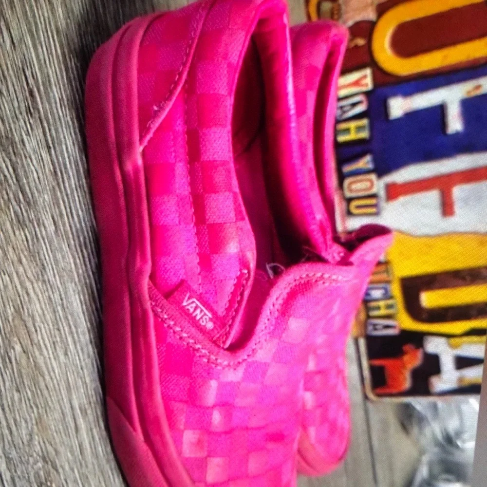 Classic checkered slip-on girls shoes - Picture 2 of 8